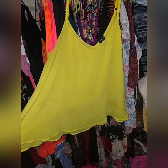 Torrid Bright yellow Chiffon Cami 2x - Picture 5 of 6